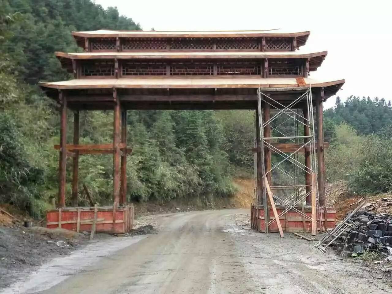 TǡľT