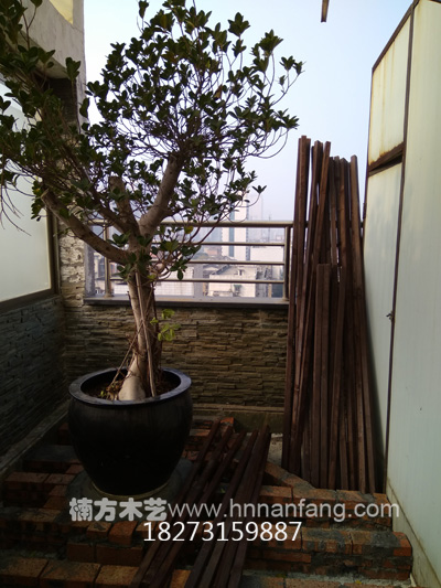 戶外地板安裝.jpg 戶外地板安裝.jpg