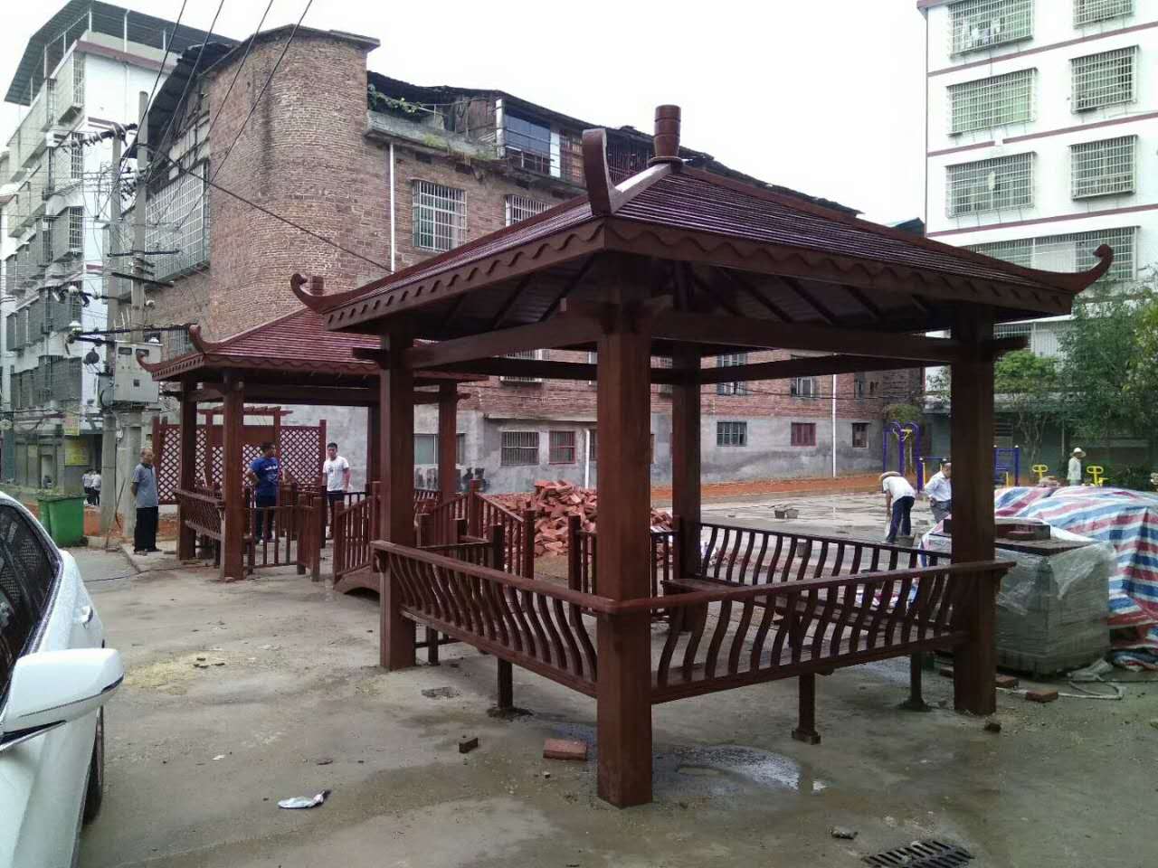 防腐木護欄.jpg