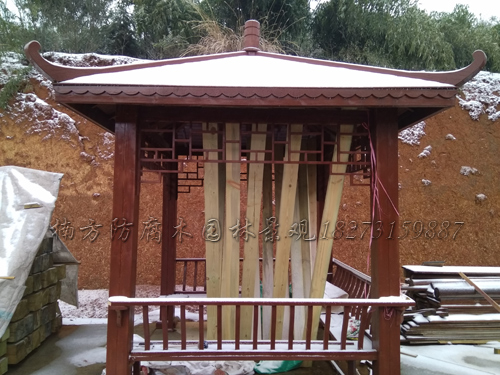 防腐木四角亭.jpg 防腐木四角亭.jpg