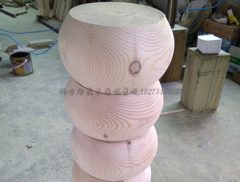 防腐木涼亭柱墩.jpg 防腐木涼亭柱墩.jpg