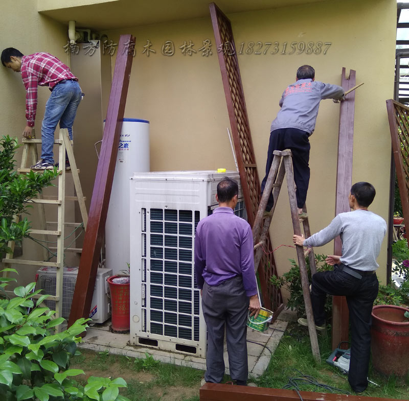 防腐木廠施工.jpg 防腐木廠施工.jpg