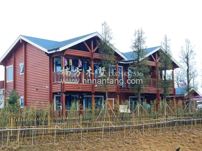 木屋民宿.jpg 木屋民宿.jpg